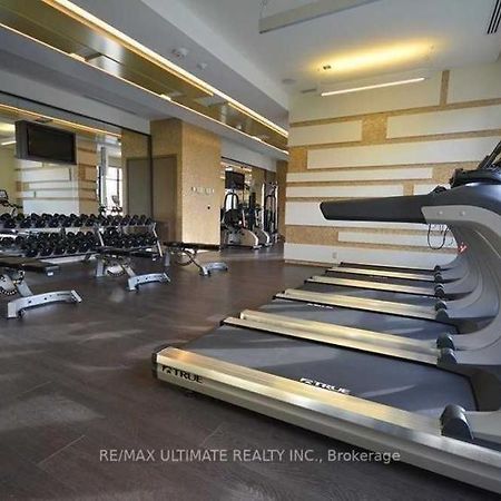 Two Br Two Ba Condo Face To Cn Tower Step To Rogers Centre Toronto Extérieur photo
